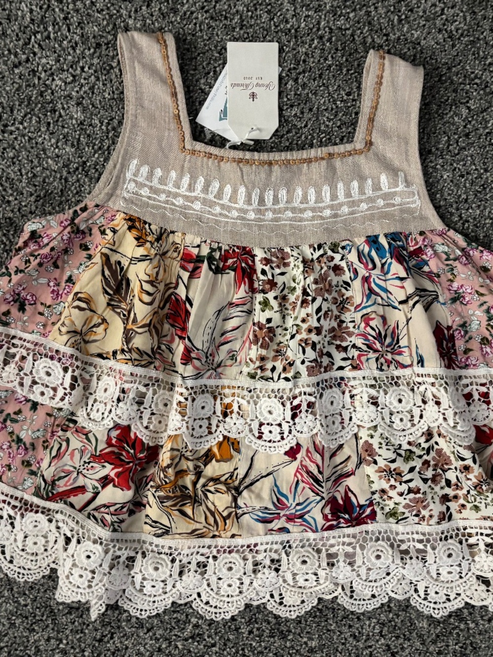 Young threads medium top